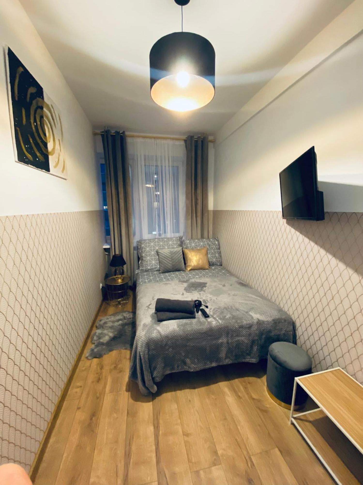 Nakvynės namai Clicktheflat Wola
